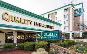 Quality Inn And Suites College Park